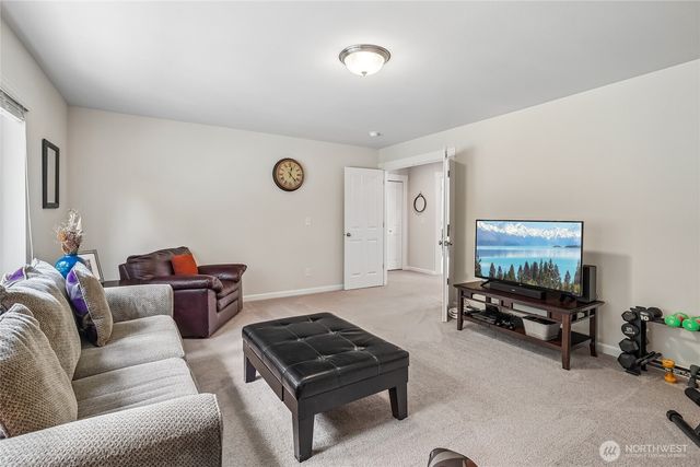 19119 106th Avenue Ct E, Puyallup, WA 98374