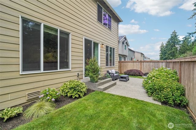 19119 106th Avenue Ct E, Puyallup, WA 98374