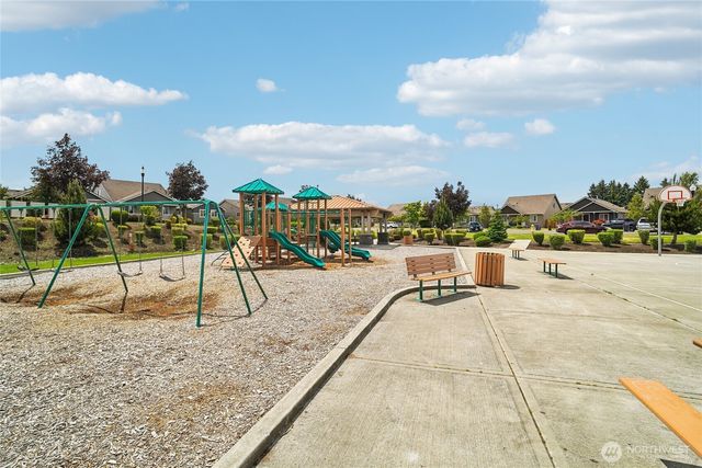 19119 106th Avenue Ct E, Puyallup, WA 98374