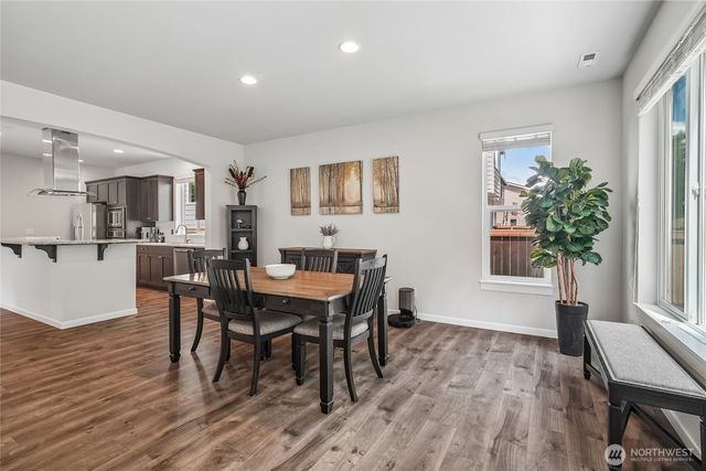 19119 106th Avenue Ct E, Puyallup, WA 98374