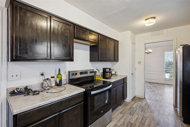 3031 Rambling Drive, Dallas, TX 75228