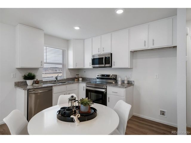 46547 Gold Prairie Dr, Bennett, CO 80102