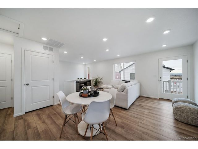 46547 Gold Prairie Dr, Bennett, CO 80102