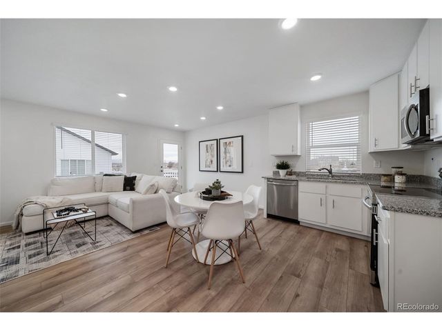 46547 Gold Prairie Dr, Bennett, CO 80102