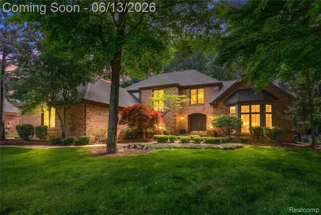 55380 Theo Drive, Shelby Twp, MI 48315