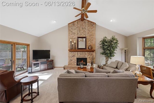 55380 Theo Drive, Shelby Twp, MI 48315
