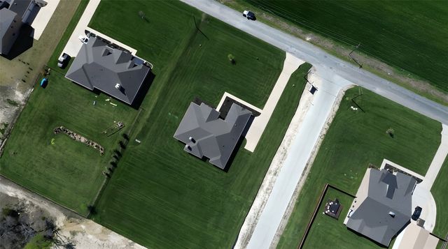 736 Majors Road, Van Alstyne, TX 75495