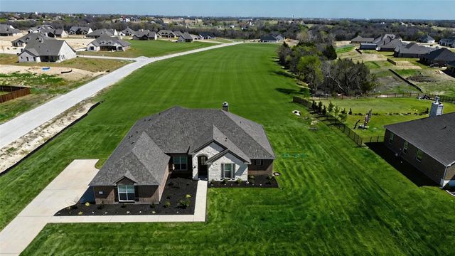 736 Majors Road, Van Alstyne, TX 75495