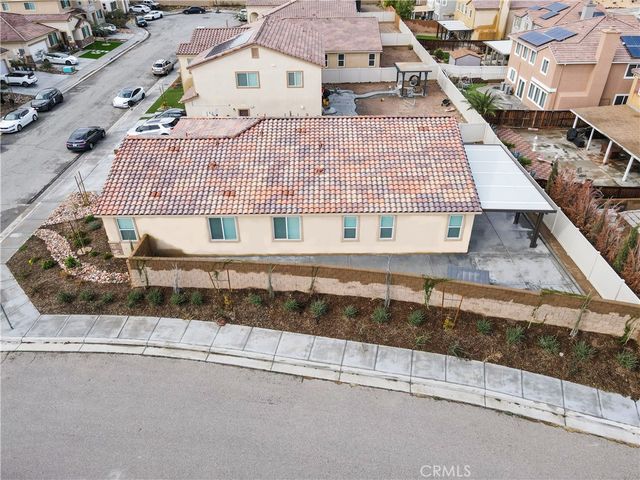 12942 Carlsbad, Hesperia, CA 92344