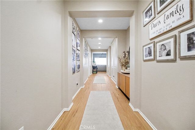 12942 Carlsbad, Hesperia, CA 92344
