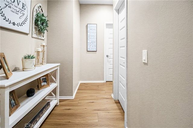 12942 Carlsbad, Hesperia, CA 92344