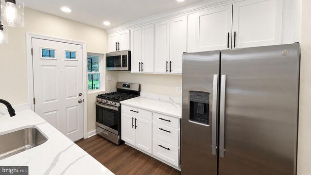 5115 HANNA SE, Washington, DC 20019