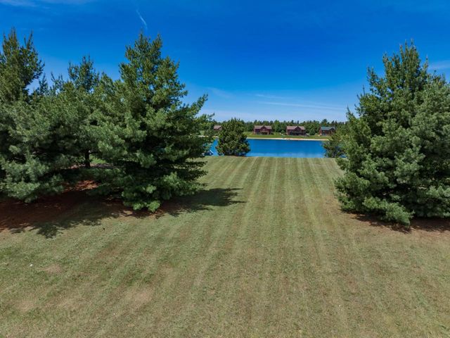 N8077 15th Avenue, New Lisbon, WI 53950