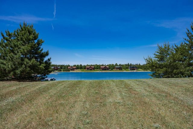 N8077 15th Avenue, New Lisbon, WI 53950
