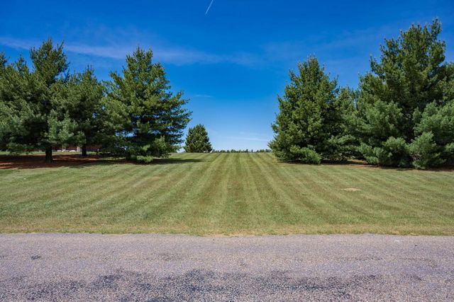 N8077 15th Avenue, New Lisbon, WI 53950
