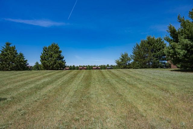 N8077 15th Avenue, New Lisbon, WI 53950