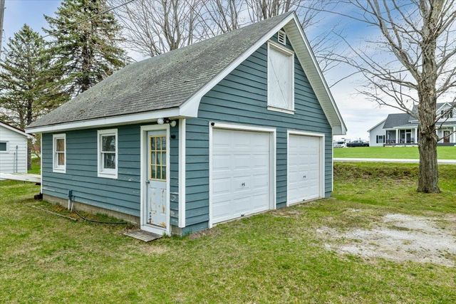 52 Lakewood Drive, Swanton, VT 05488