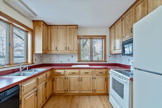 52 Lakewood Drive, Swanton, VT 05488