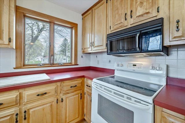 52 Lakewood Drive, Swanton, VT 05488