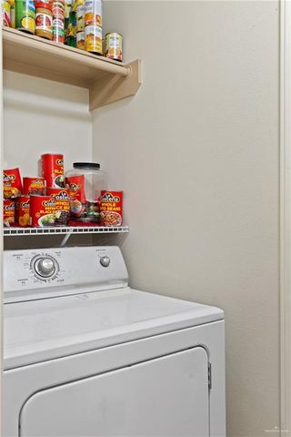 1904 E Hibiscus Avenue, Hidalgo, TX 78557