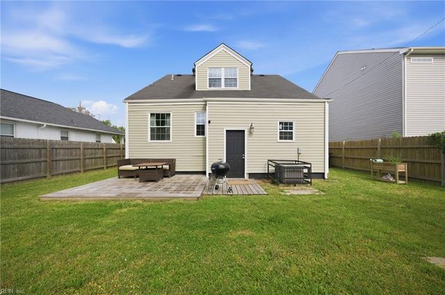2016 Evergreen PL, Portsmouth, VA 23704