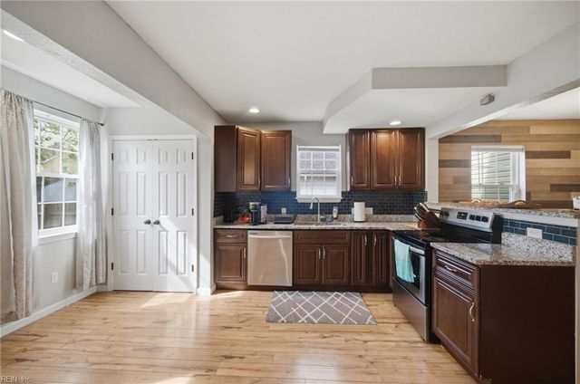 2016 Evergreen PL, Portsmouth, VA 23704