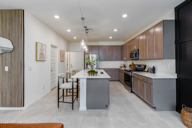 651 N Ironwood Drive 3, Apache Junction, AZ 85120