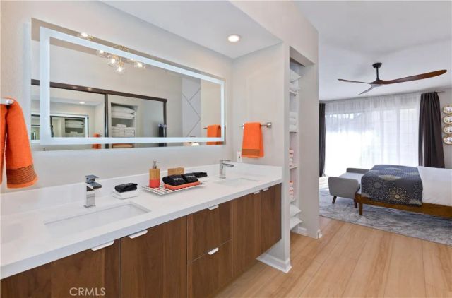 505 S Farrell Drive H44, Palm Springs, CA 92264