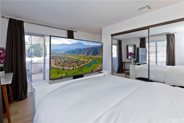 505 S Farrell Drive H44, Palm Springs, CA 92264