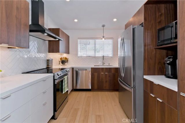 505 S Farrell Drive H44, Palm Springs, CA 92264