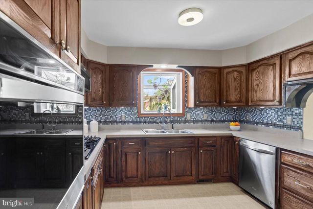 112 AWOL RD, Jonestown, PA 17038