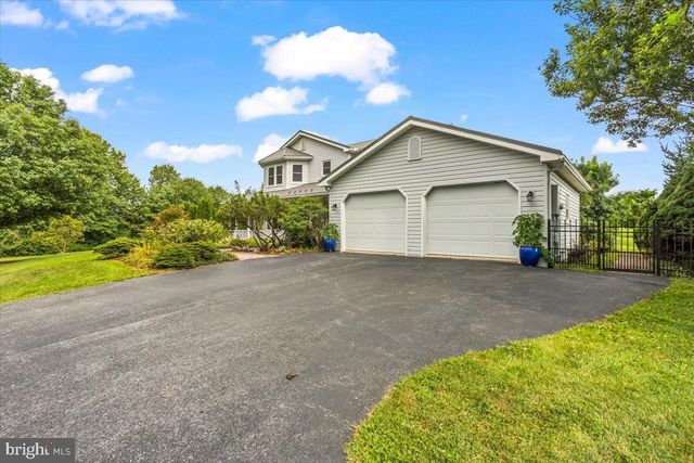112 AWOL RD, Jonestown, PA 17038
