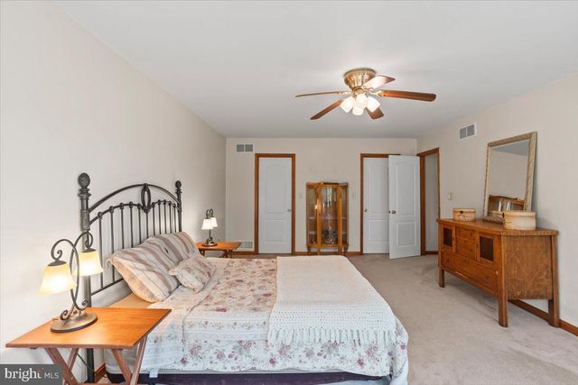 112 AWOL RD, Jonestown, PA 17038
