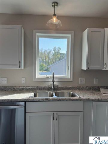 2005 Aster Lane, Mankato, MN 56001