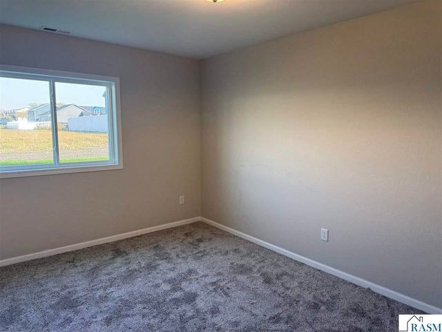 2005 Aster Lane, Mankato, MN 56001