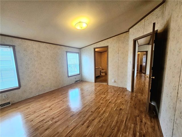 26 Kelly Lane, Coventry, RI 02816