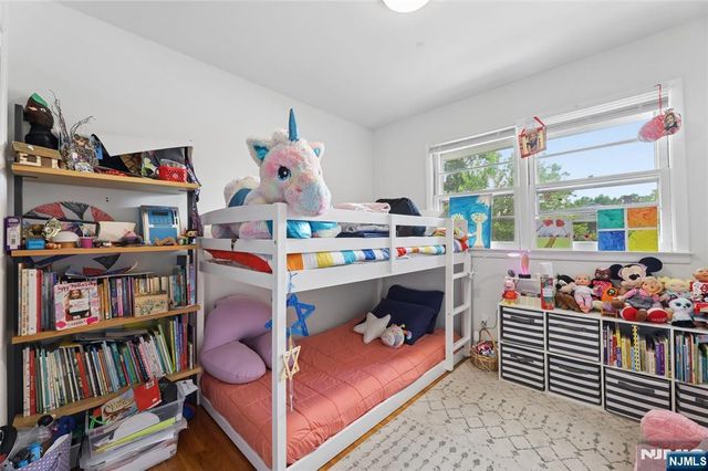 195 4th Street, Cresskill, NJ 07626