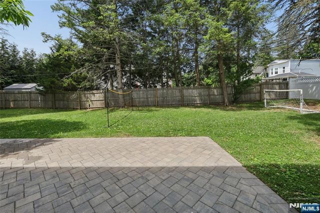 195 4th Street, Cresskill, NJ 07626