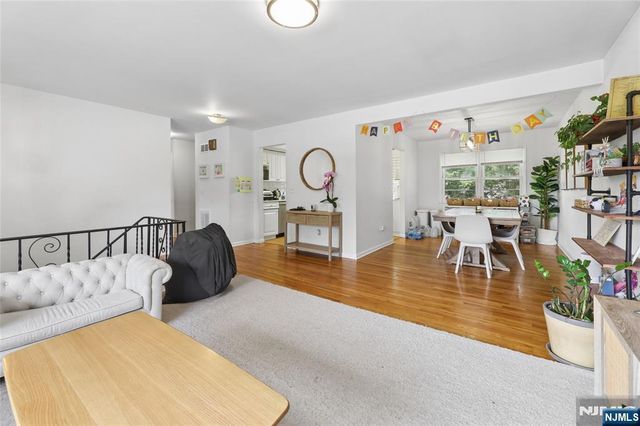 195 4th Street, Cresskill, NJ 07626