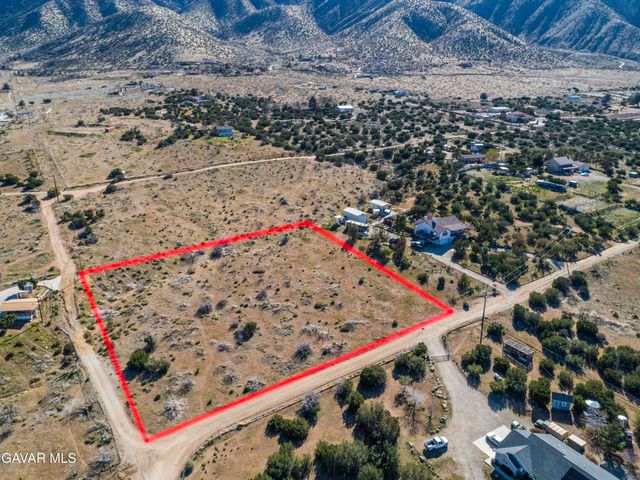 0 E Honeybee Lane Vic 118 Ste Lane, Juniper Hills, CA 93543
