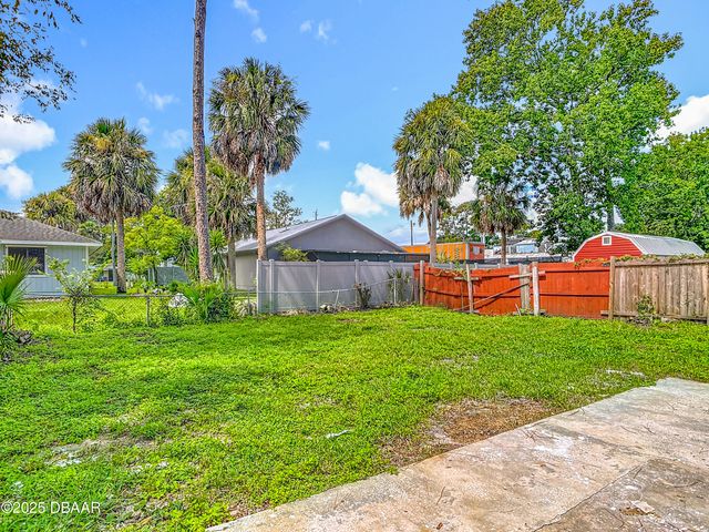 1324 Powers Avenue, Holly Hill, FL 32117