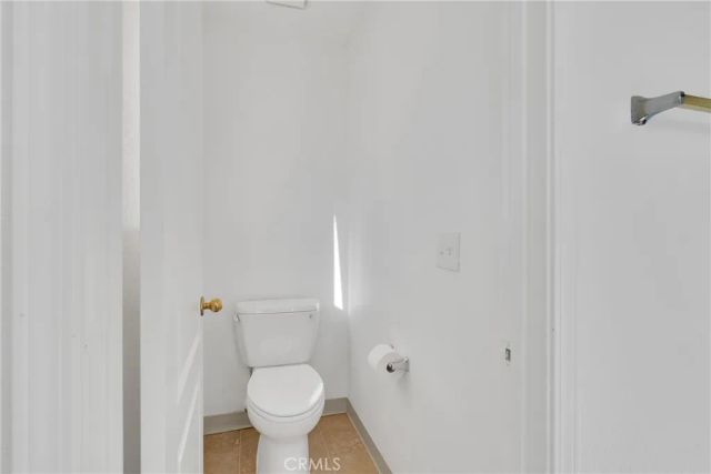 8590 N Sierra Vista, Fresno, CA 93720