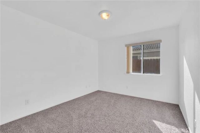 8590 N Sierra Vista, Fresno, CA 93720