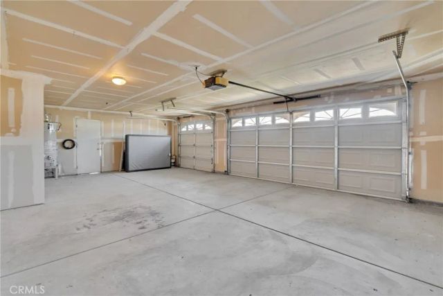 8590 N Sierra Vista, Fresno, CA 93720