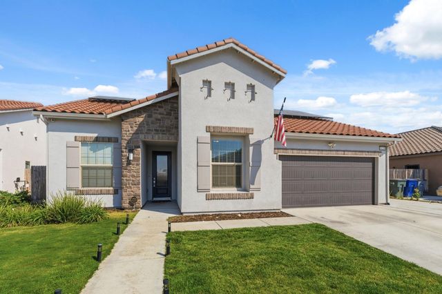 6128 E Platt Avenue, Fresno, CA 93727