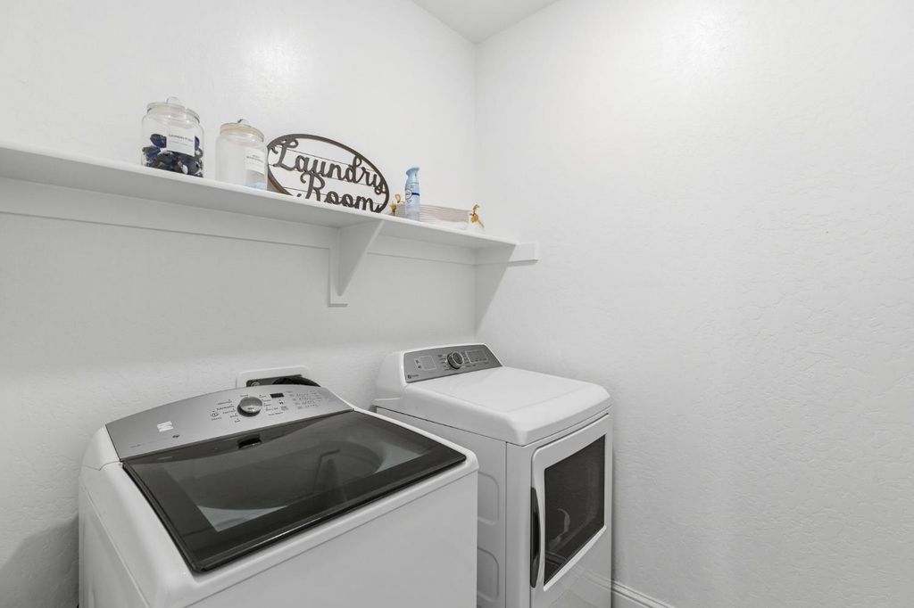 Image 22 of property listing at 6128 E Platt Avenue, Fresno, CA 93727