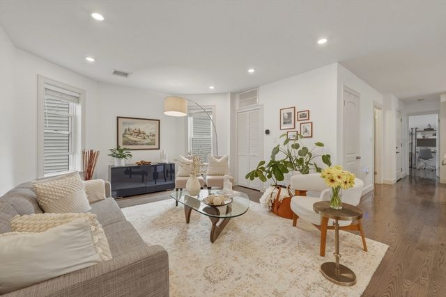 22 Otis St 1, Somerville, MA 02145