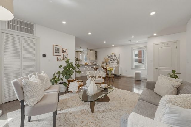 22 Otis St 1, Somerville, MA 02145