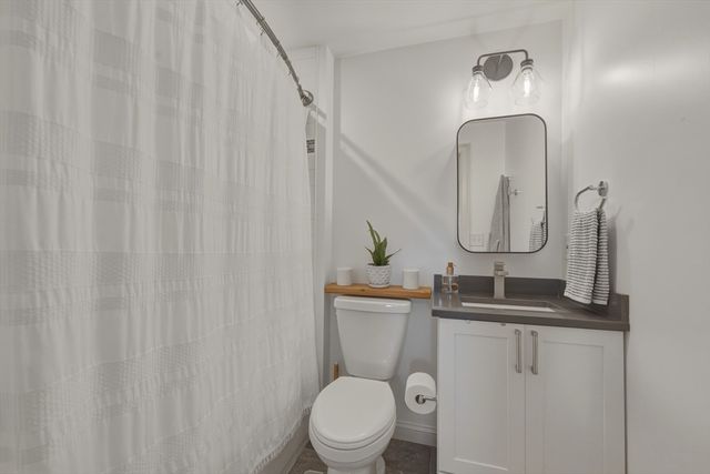 22 Otis St 1, Somerville, MA 02145