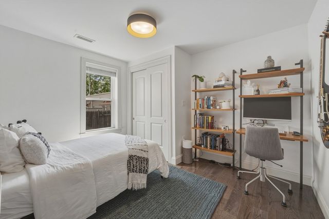 22 Otis St 1, Somerville, MA 02145